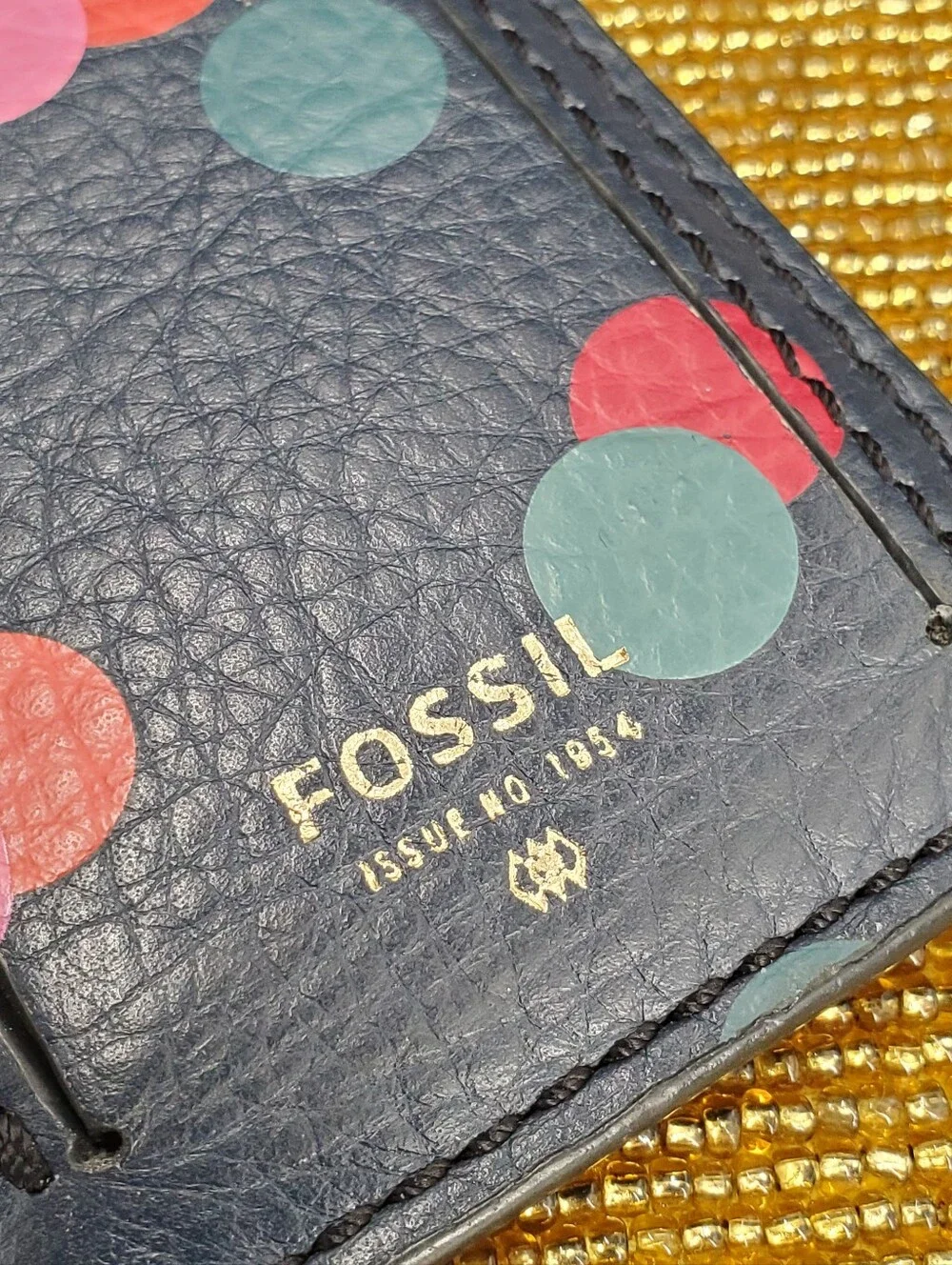 Fossil Collection set of 3 stylish accessories. (J1)